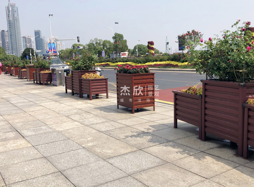 廣場擺放花箱南昌案例 廣場擺放花箱南昌案例